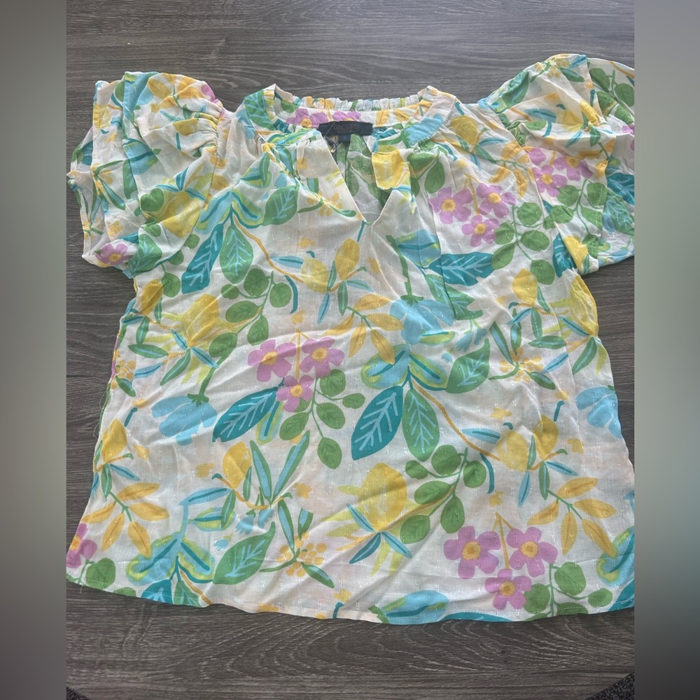 Floral Puff Sleeve Top